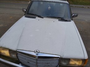 Mercedes Benz w123 200D - 3