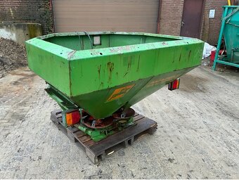 1200L Rozmetadlo AMAZONE ZA-F 1204 - 3