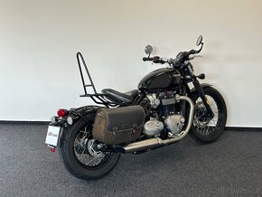 Triumph Bonneville Bobber - 3