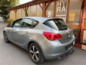 Opel Astra 2,0CDTi - 3