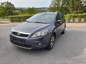 FORD FOCUS 1.6i 74KW,ROK 2010, ●PO SERVISU●ZIMNÍ PNEU - 3