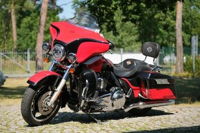 FLHX Street Glide - 3