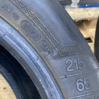 Zimní pneu 215/65 R16 102H Kleber 5mm - 3