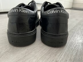 Nové černé kožené tenisky Calvin Klein v. 42 - 3