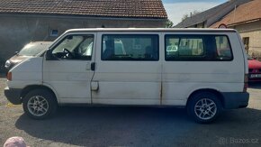 Prodám díly z VW Transporter 2,5 75kW,rok 2000,motor ACV - 3