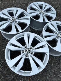 NOVÁ ORIGINÁLNÍ SADA 5x112 VOLKSWAGEN - 3