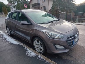 HYUNDAI i30 1.6CRDi 81KW 2015 1.MAJITEL ČR - 3