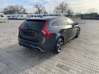 Volvo V60 2.0D D4 120kw pětiválec R-DESIGN, xenony - 3