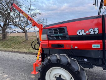 Malotraktor KUBOTA GL 25 Diesel 3 válec, 25HP - 3