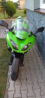 Kawasaki zx6r  2010 - 3