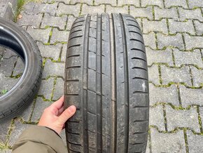 PNEU Nokian 215x45 R17 - DOT 10/22 - 3