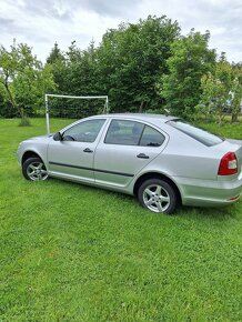 Prodám Skoda octavi 1,6 benzín 2011 - 3