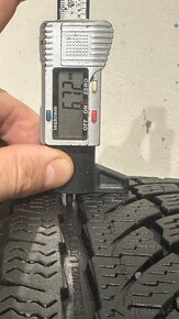 Zimni pneu 235/45/18 Nokian WR A4 - 3