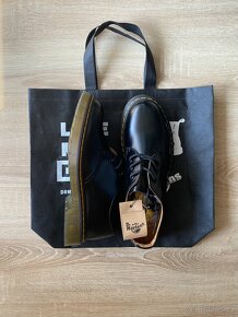 Doctor / Dr. Martens Shoes Black - 3