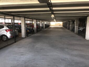 Pronájem garážového stání 13m² Herčíkova 1a, Brno Královo P. - 3