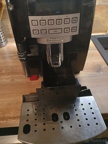 Kávovar DeLonghi Magnifica S Plus - 3