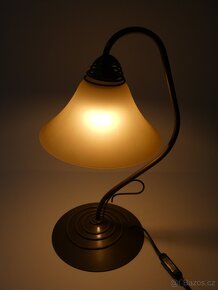 STOLNÍ LAMPA - 3