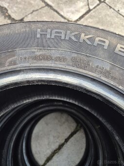 NOKIAN HAKKA BLUE 3 195/65 R15 - 3