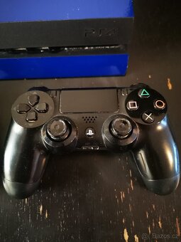 Playstation 4 500 GB + 2 ovladače - 3