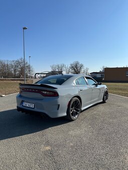 Dodge Charger 6.4 Scat Pack - 3