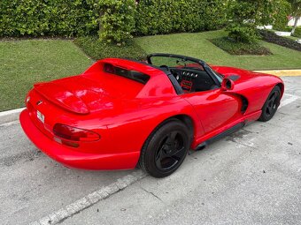 Dodge Viper V10 8.0L 1993 - 3