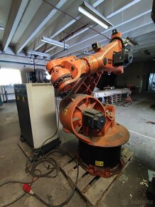 Svařovací Robot Kuka KR 125/3 - 3