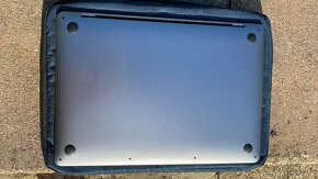 MacBook Pro 13" M2 2022 16Gb - 3