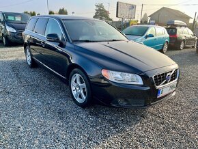 Volvo V70 2.0 D4 Momentum 5 Válců - 3