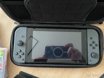 Nintendo switch - 3