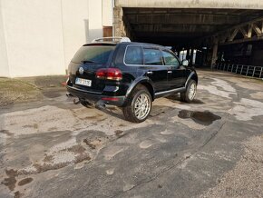 Volkswagen Touareg edice King Kong rok: 2005 - 3