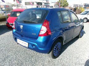 DACIA SANDERO 1,4i - 3