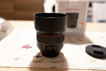 Samyang AF 85mm F 1.4 EF pro Canon(digitální autofokus)) - 3