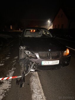 BMW e90 po totálce - 3