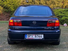 Opel Omega MV6 3.2 - 3