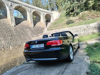 Bmw E93 320i automat cabrio - 3