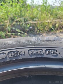 Michelin LATITUDE SPORT 3 235/55 R18 100 V - 3