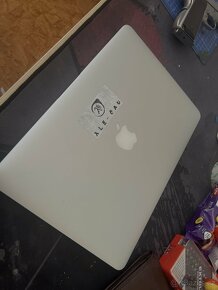 Apple mackbook air 13 2017 - 3