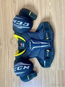 Nepoužité Ramena na hokej JR junior L. Typ CCM Tacks 9550 - 3