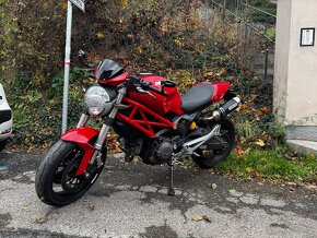 Ducati Monster 696 - 3