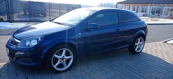 Opel Astra GTC - 3