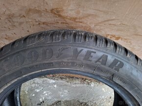 Zimní pneu 195/55/16 GoodYear - 3