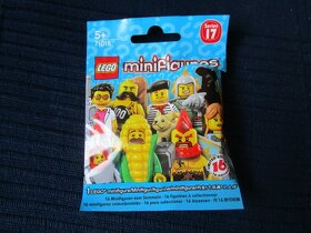 Lego minifigurka 17.serie Francouz zvěrolékařka s králíčkem - 3