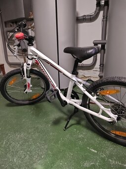 Dívčí kolo Specialized Hotrock 20" - 3