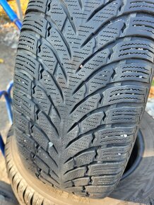 215 65 17" Nokian WR SUV - 3