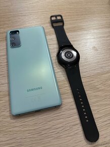 Prodám Samsung Galaxy S20 FE a hodinky Samsung Galaxy Watch4 - 3