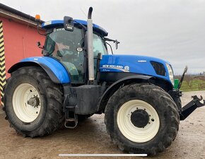 Kolesový traktor New Holland T 7.270 - 3