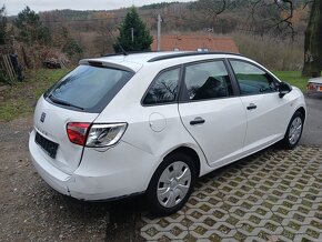 SEAT IBIZA 1,4 i-63 KW RV. 12/2014 - 3