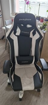 DXRACER židle - 3