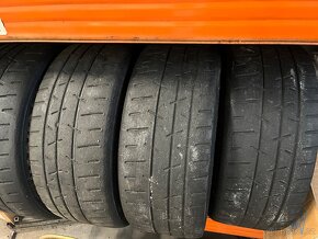 Prodám závodní pneu Hankook 17 - 3