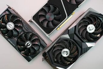 Koupím grafickou kartu - Radeon RX - 3